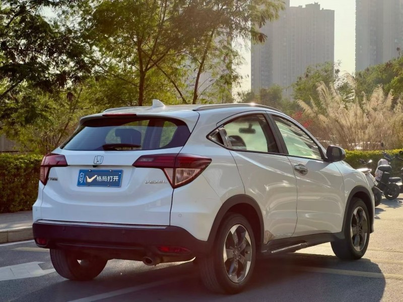 东莞16年本田缤智7
