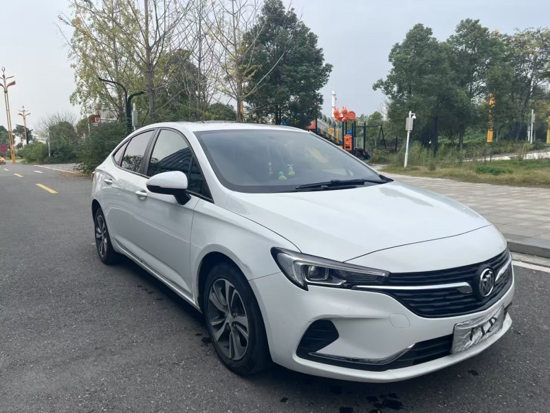 常德20年别克威朗3