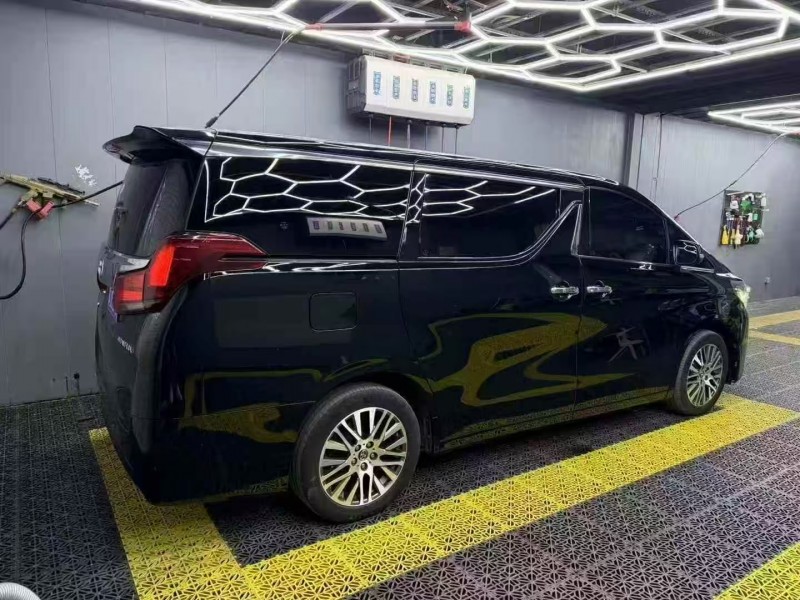 淄博17年丰田埃尔法4