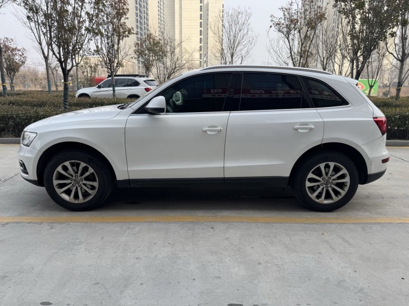 济宁14年奥迪Q58