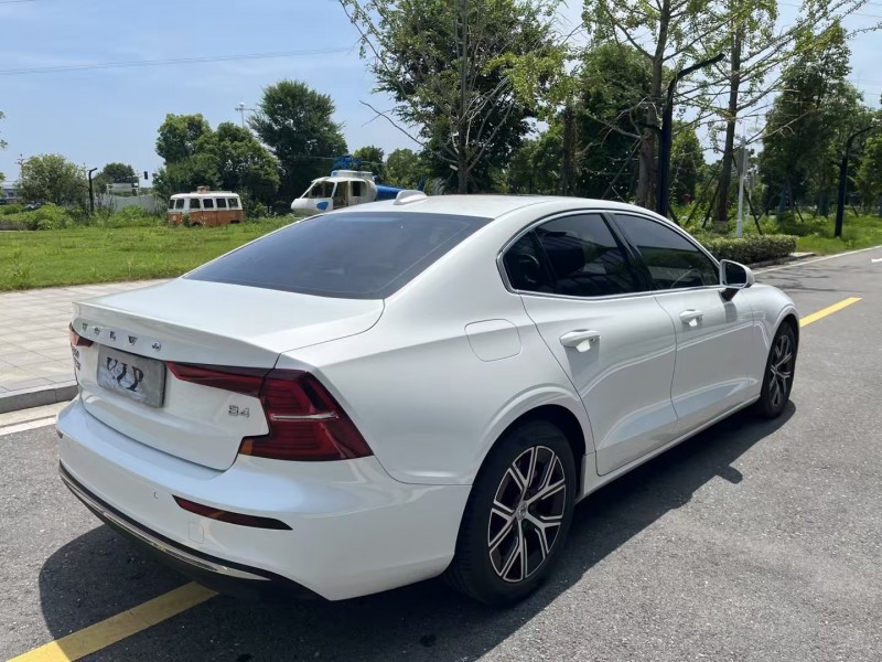 常德23年沃尔沃S60L8