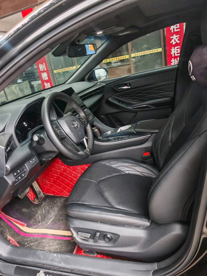 柳州22年丰田亚洲龙6