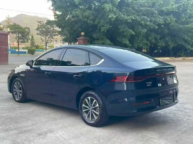 漳州24年比亚迪秦8