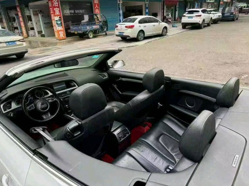 长沙15年奥迪A56