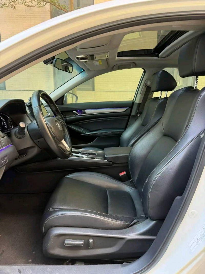 佛山19年本田雅阁4