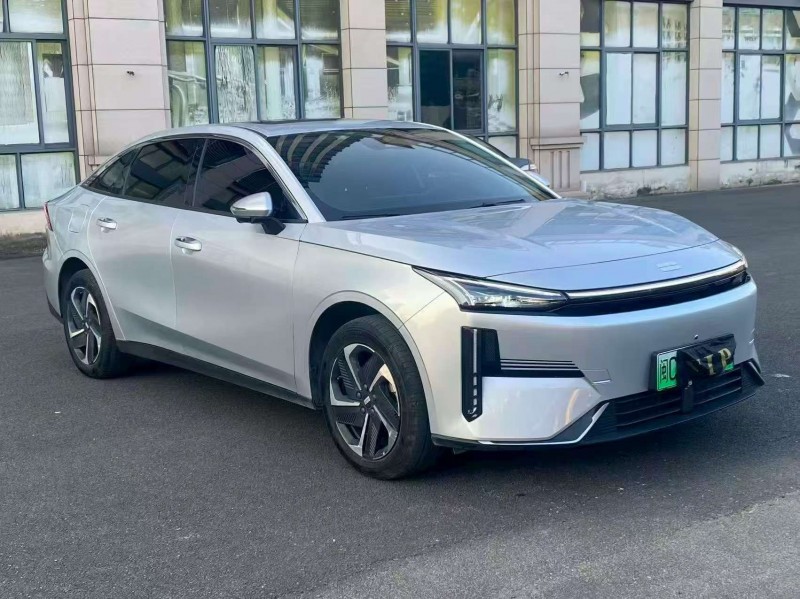 漳州25年吉利银河2