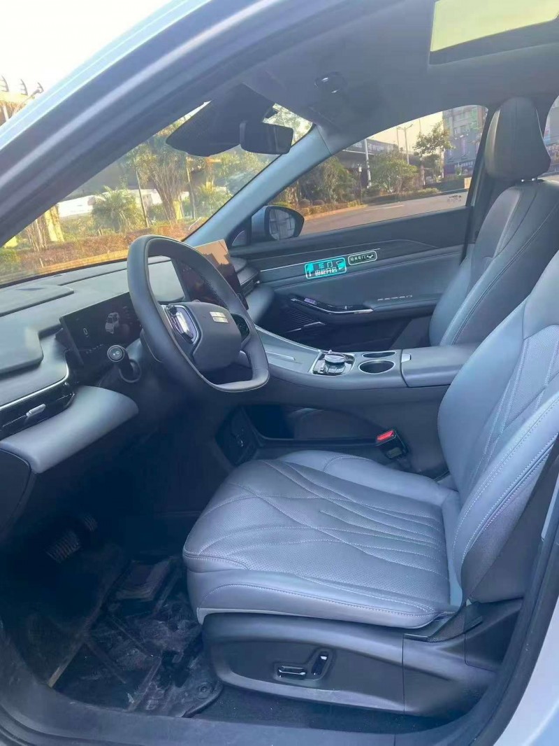 漳州25年吉利银河4