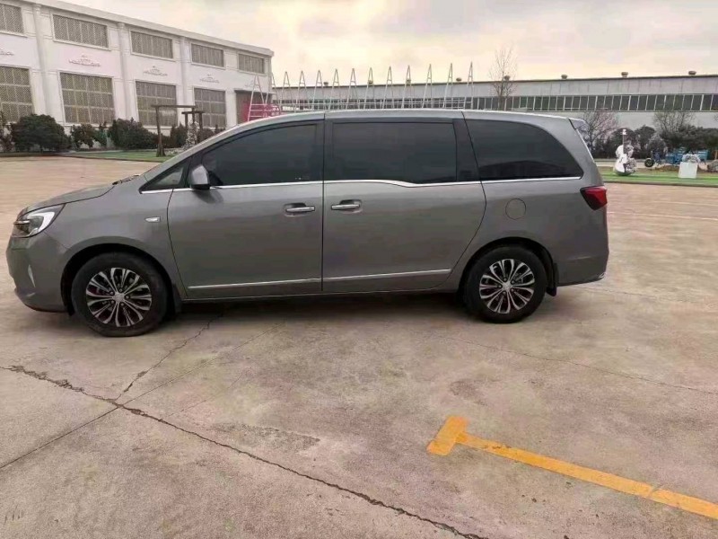 滨州21年别克GL87