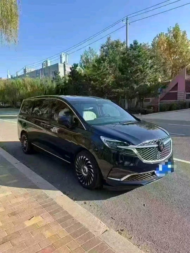 青岛20年别克GL83