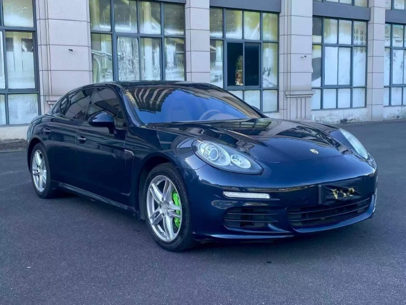 漳州14年保时捷帕拉梅拉2