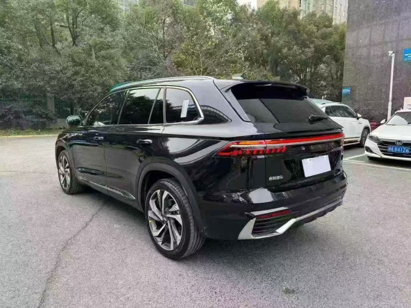 衡阳25年吉利星越8