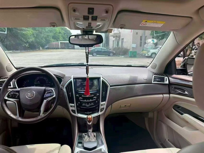 漳州15年凯迪拉克SRX5