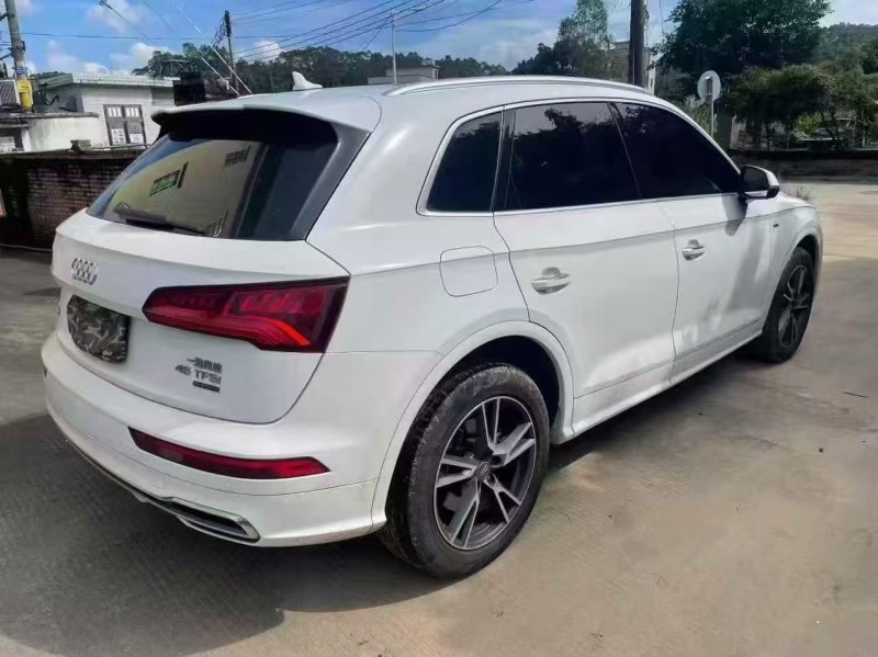 珠海19年奥迪Q58