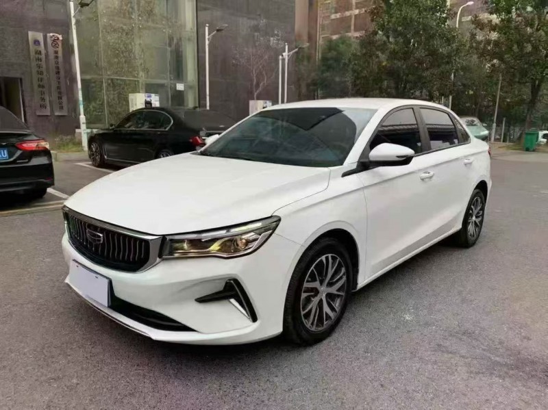 常德24年吉利帝豪2