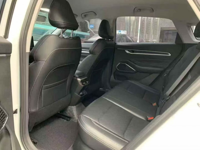 常德24年吉利帝豪4