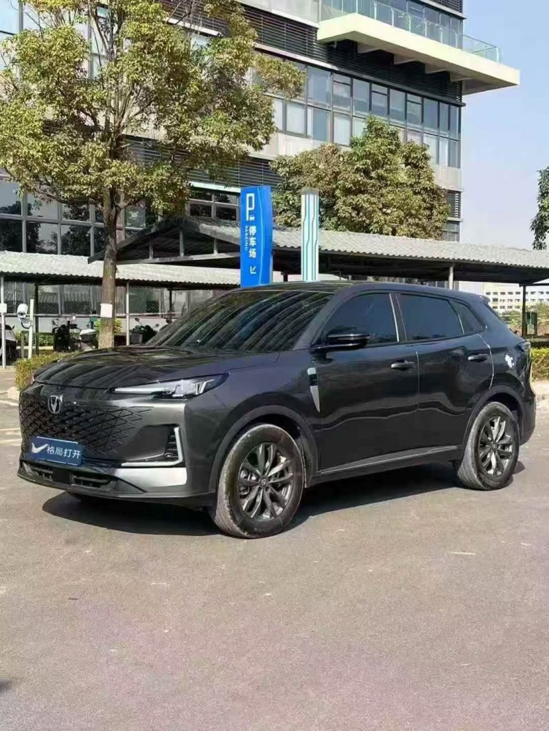 汕头25年长安汽车CS552