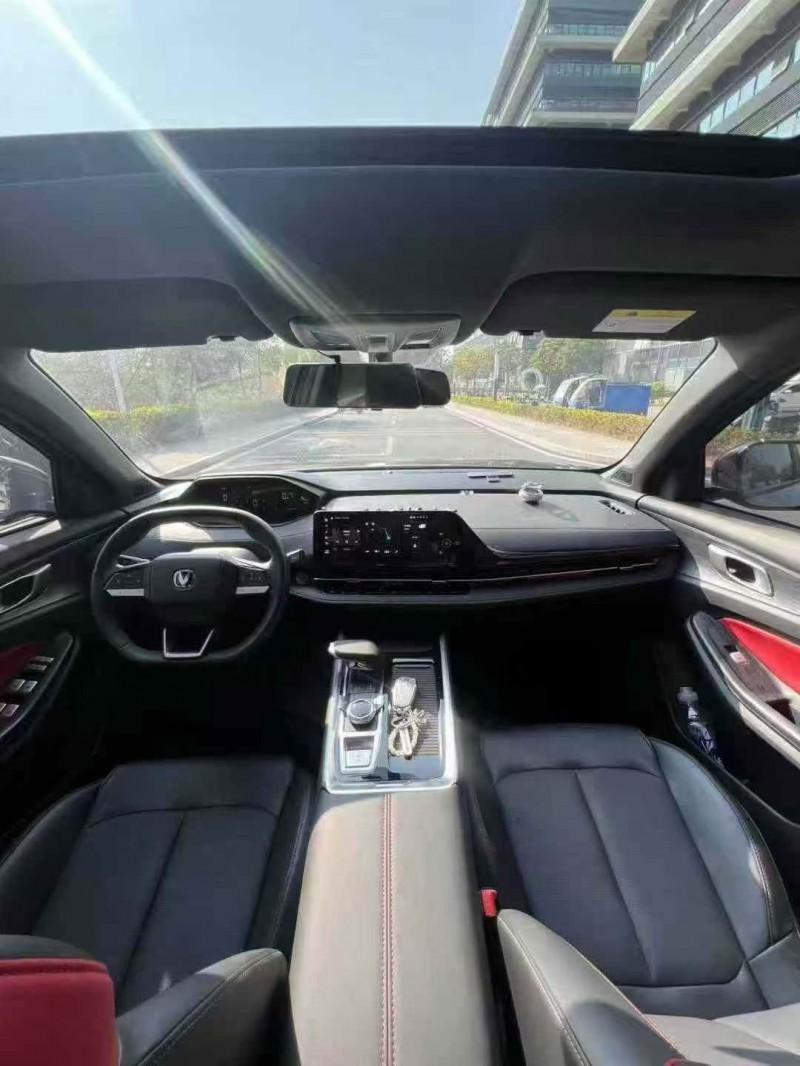 汕头25年长安汽车CS555