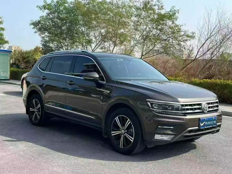 珠海18年大众途观3