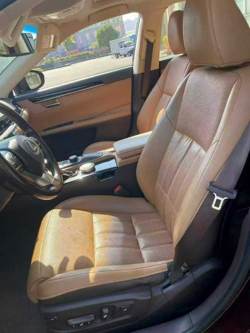 漳州16年雷克萨斯ES4