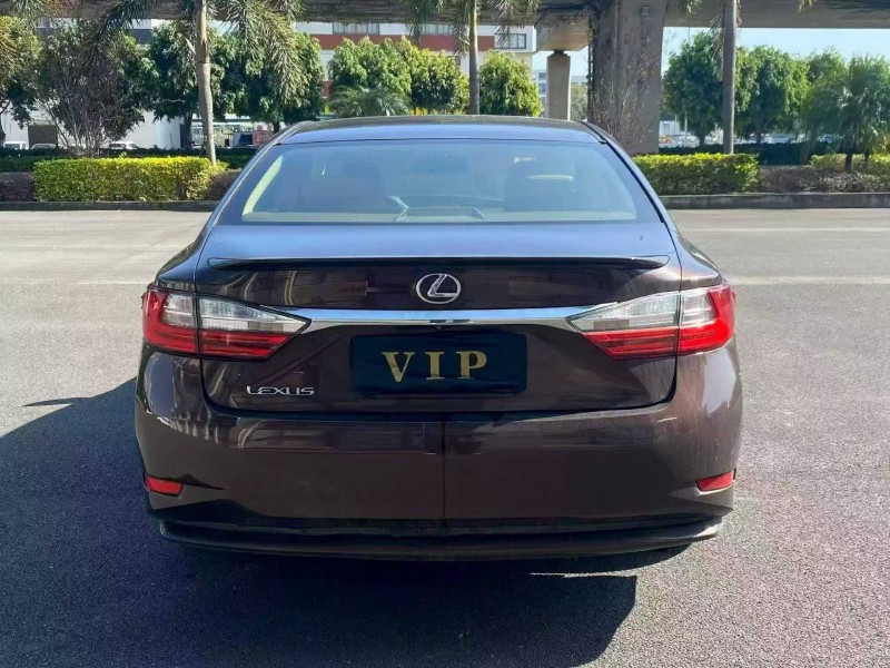 漳州16年雷克萨斯ES9