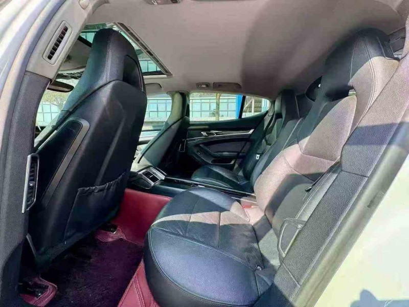 珠海12年保时捷帕拉梅拉5