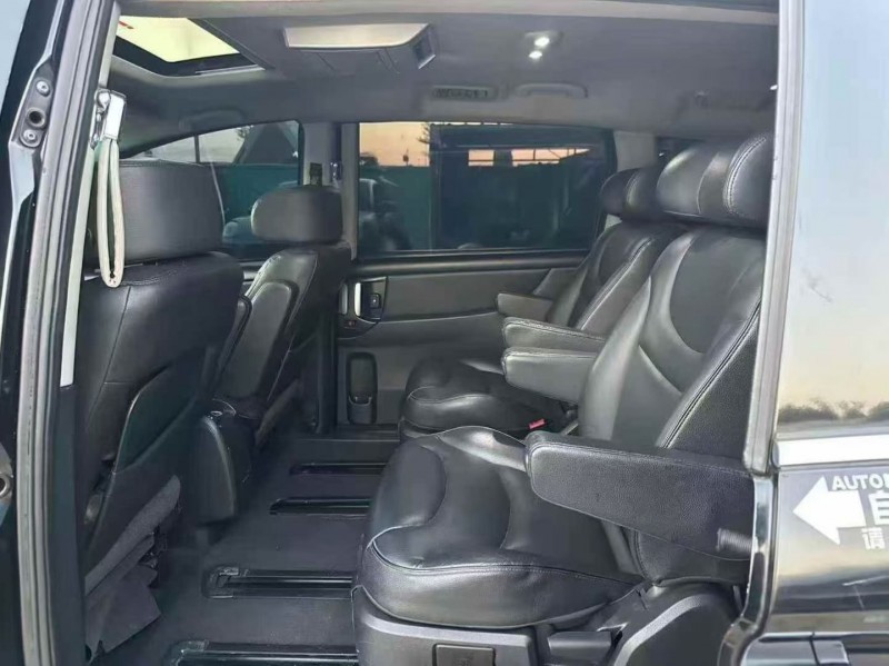 深圳17年纳智捷大7 MPV4