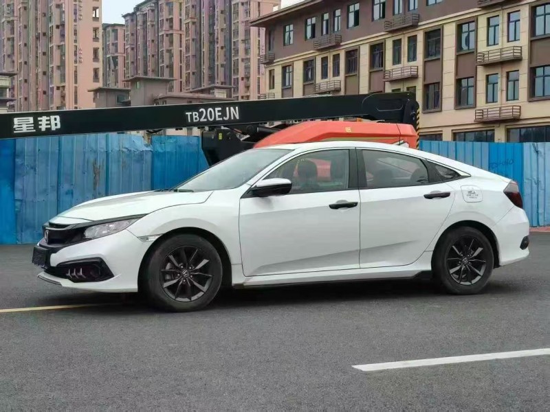 福州22年本田思域2