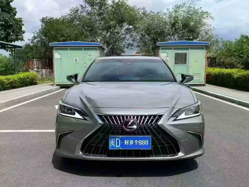 珠海24年雷克萨斯ES1