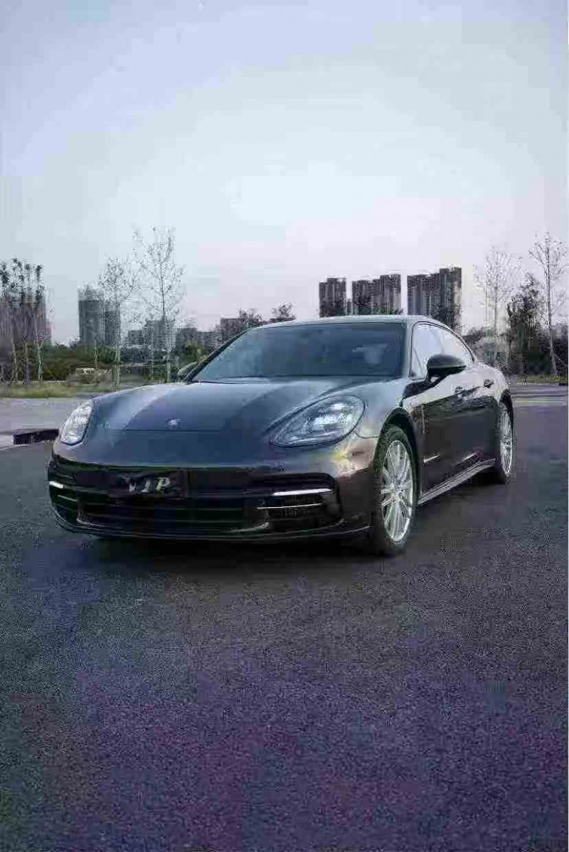 邢台19年保时捷帕拉梅拉2