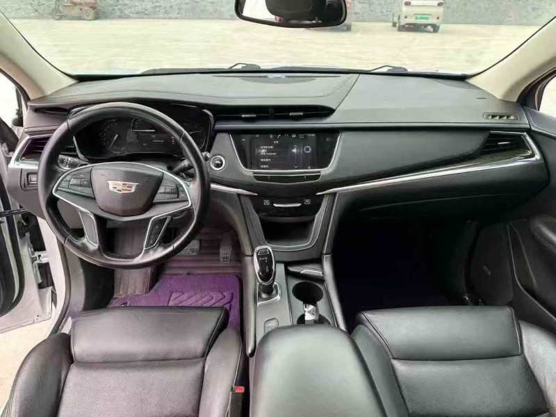 黄石18年凯迪拉克XT55