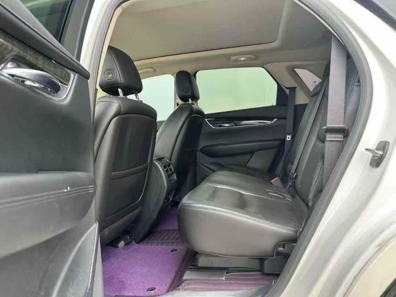 黄石18年凯迪拉克XT56