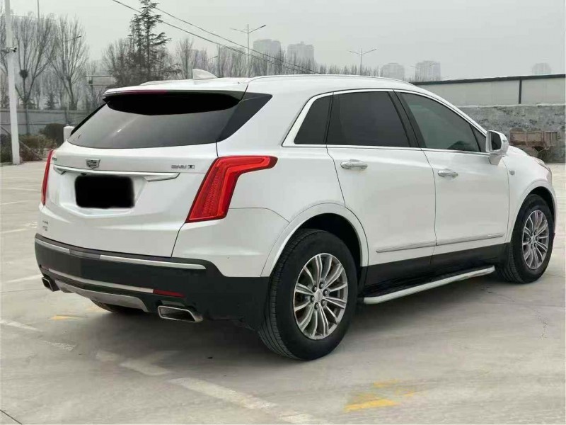 黄石18年凯迪拉克XT57