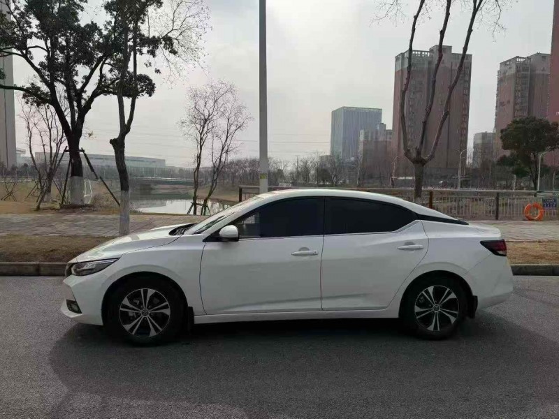 十堰22年日产轩逸3