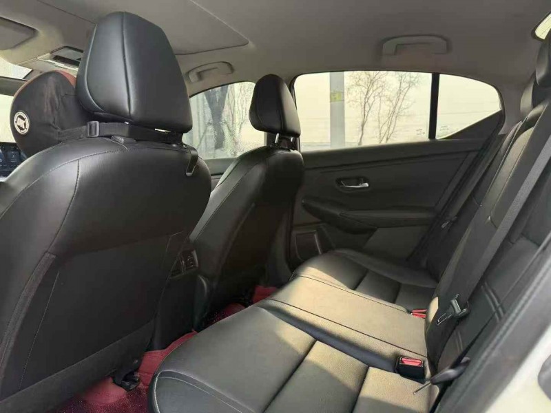 十堰22年日产轩逸5