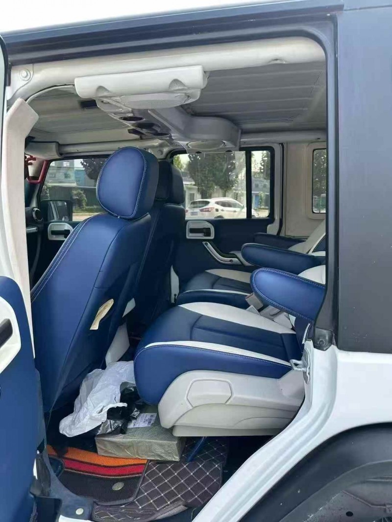 枣庄12年Jeep牧马人5