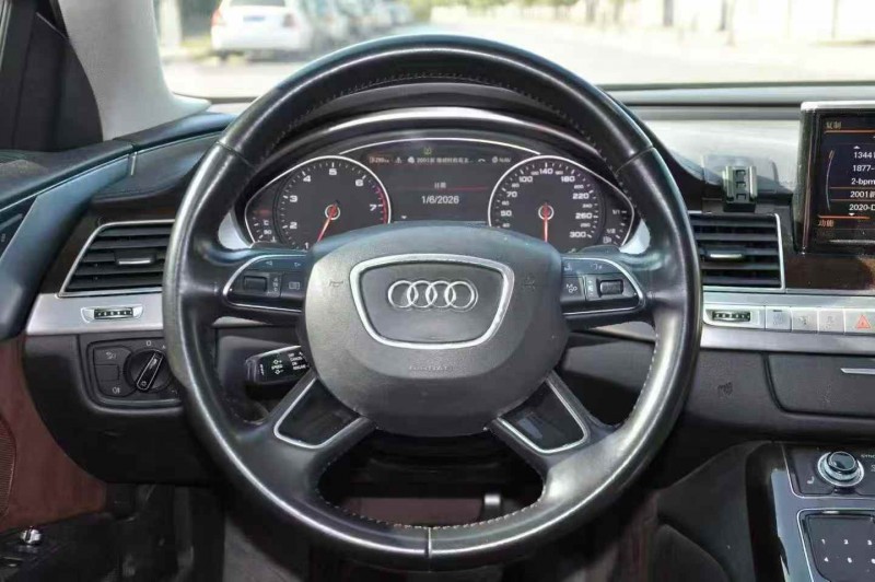 平顶山15年奥迪A8L4