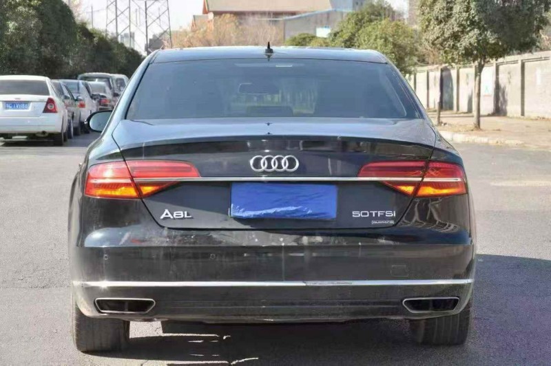 平顶山15年奥迪A8L9