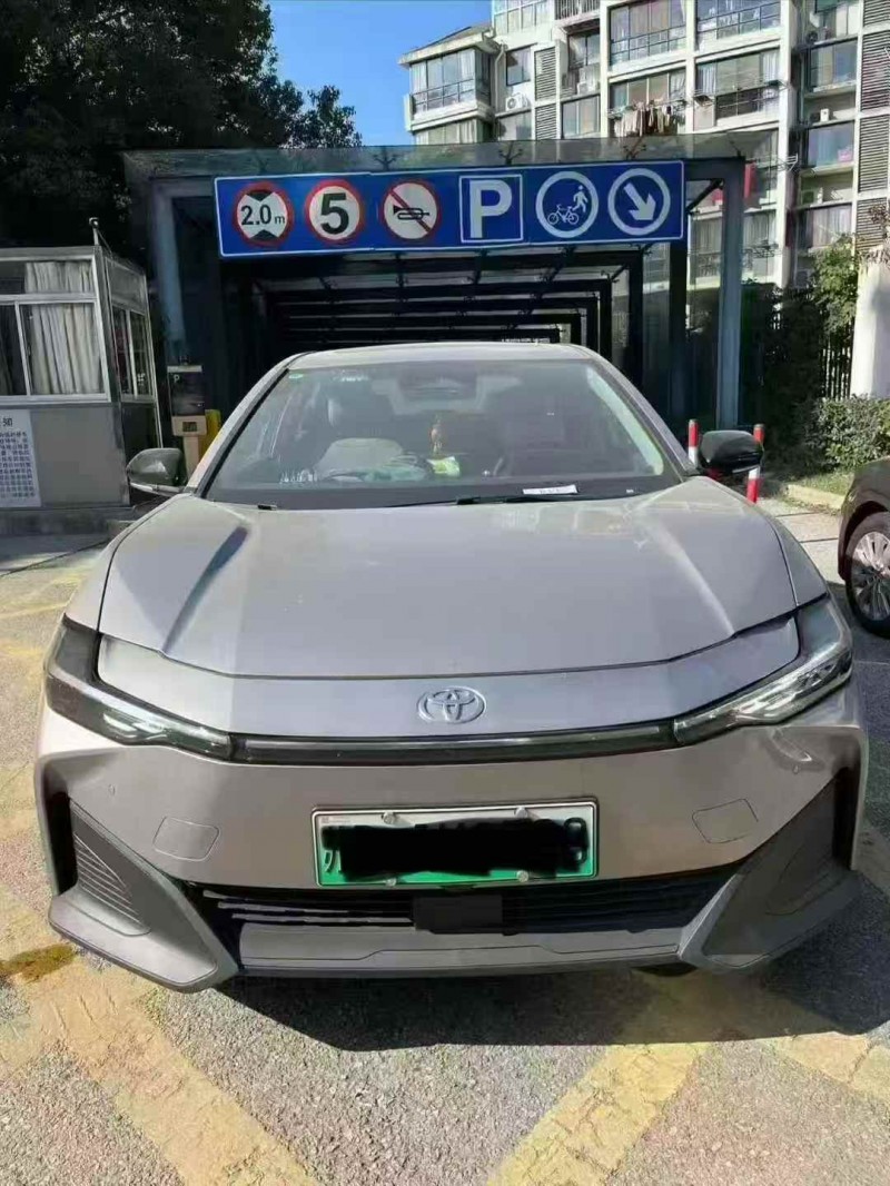 淮安25年丰田BZ3Pro1