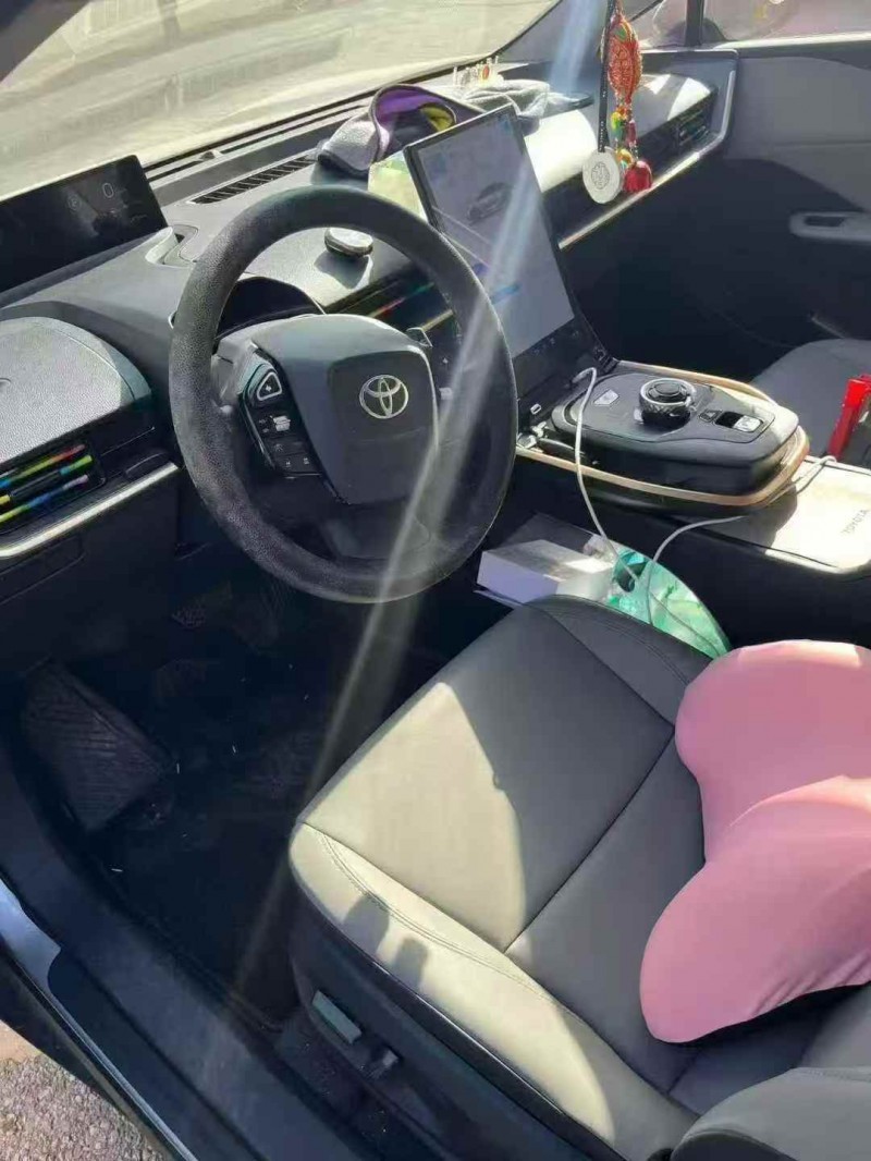 淮安25年丰田BZ3Pro4