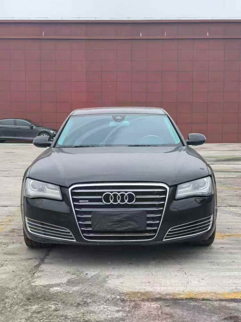 连云港14年奥迪A8L1