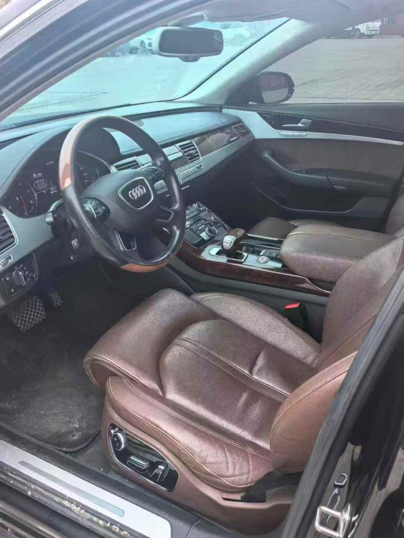 连云港14年奥迪A8L4