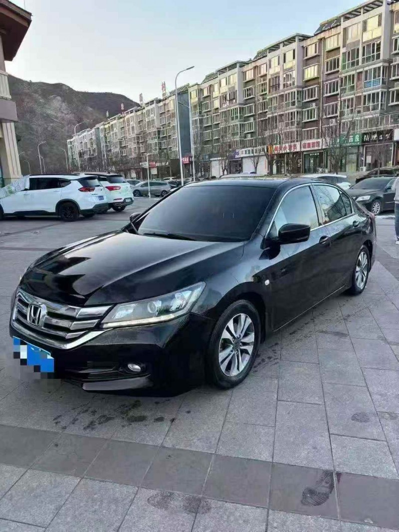 邯郸14年本田雅阁2