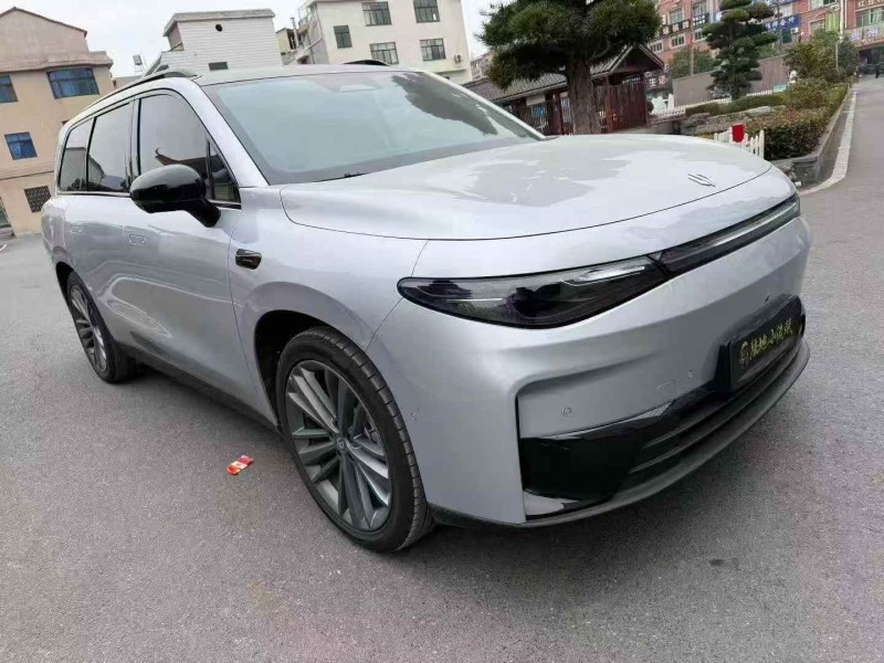 嘉兴25年零跑汽车C162