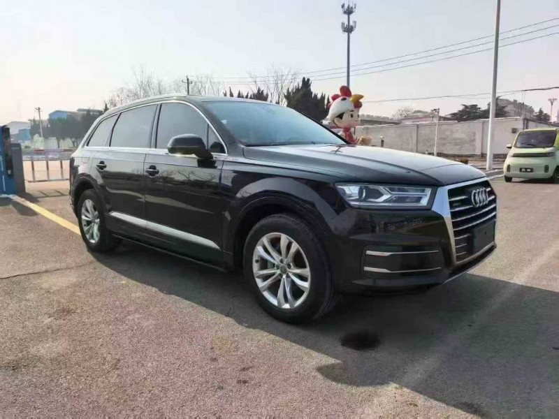 东营17年奥迪Q73