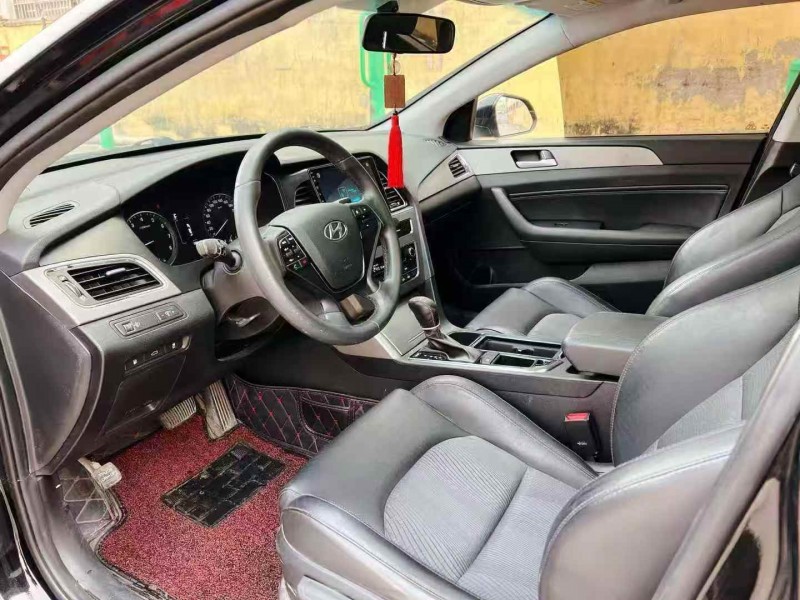 枣庄17年现代索纳塔6