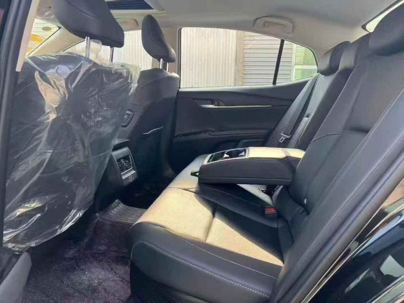 潍坊25年丰田凯美瑞4