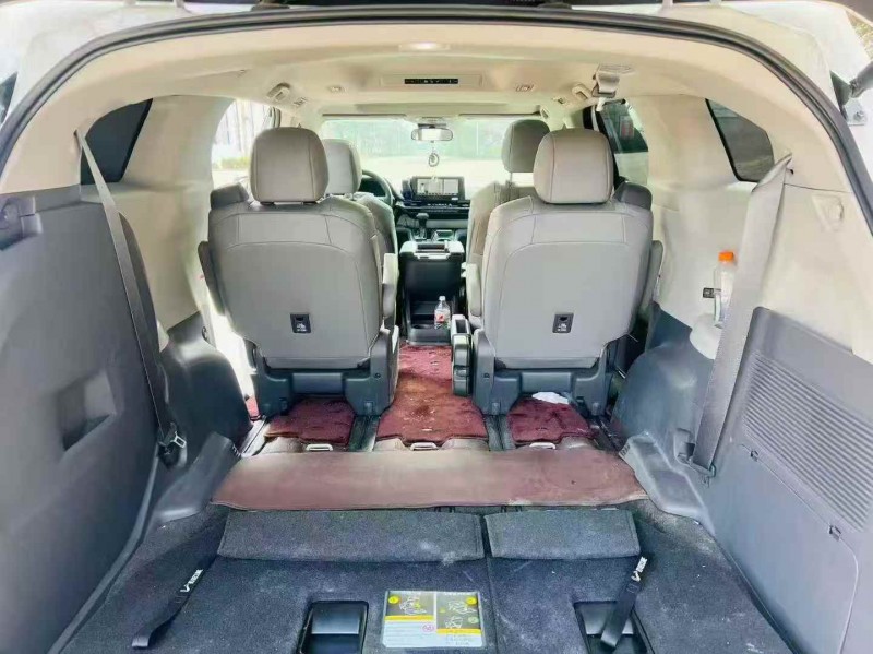 济南25年丰田格瑞维亚4