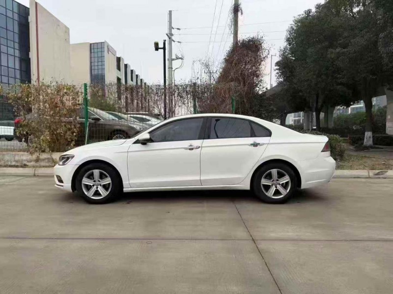 淮安17年大众凌渡8