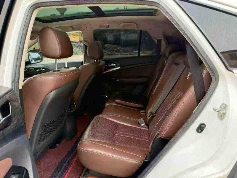 广州16年比亚迪唐5