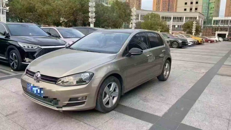 苏州17年大众高尔夫3